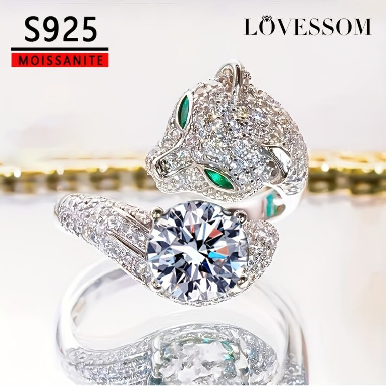 Moissanite panther ring with emerald eyes, S925 silver.